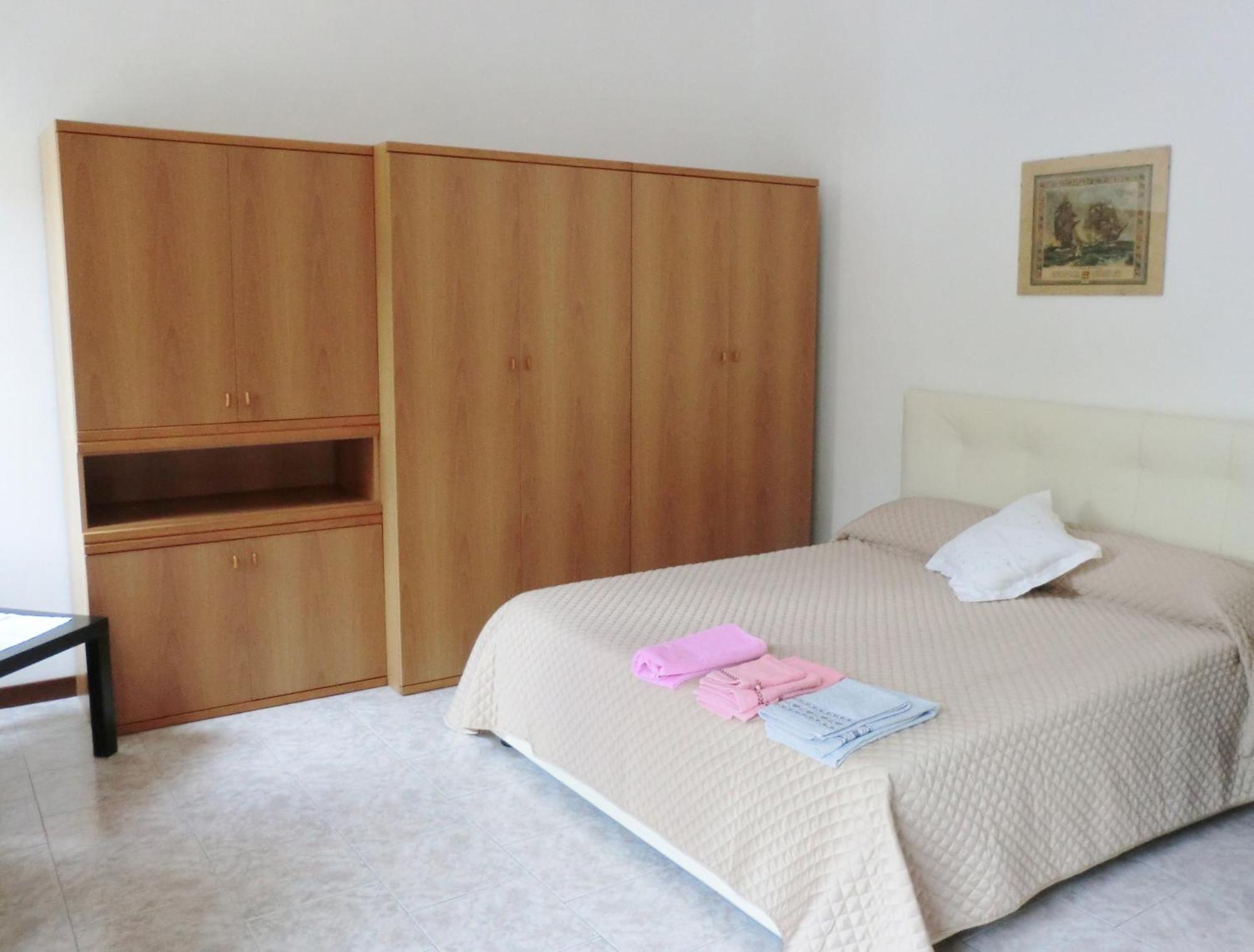 Appartamenti La Porta Sul Lago Laglio Phòng bức ảnh