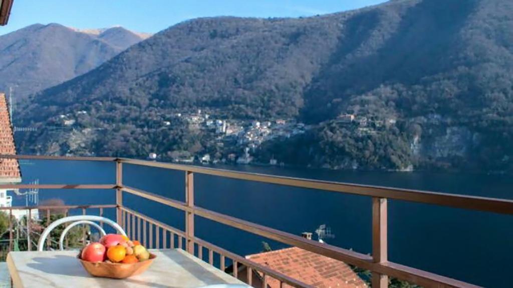 Appartamenti La Porta Sul Lago Laglio Phòng bức ảnh